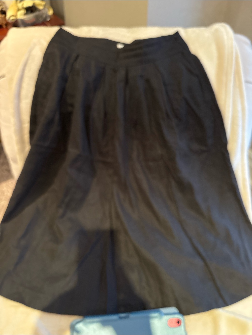 Wilfred Black Pleated Midi Linen Skirt - Picture 2 of 7